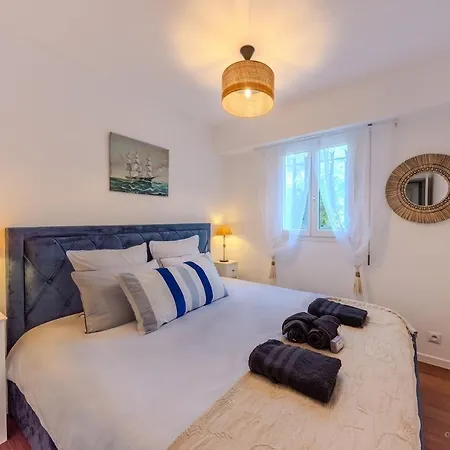 Raphael 4 Etoiles Neuf En Rez De Jardin Privatif アパート *